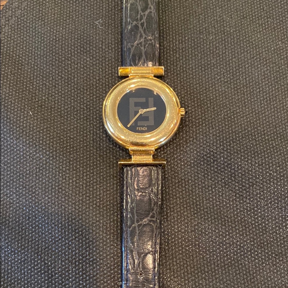 Vintage 90s Gold-Plated Fendi Quartz Watch with Black Dial